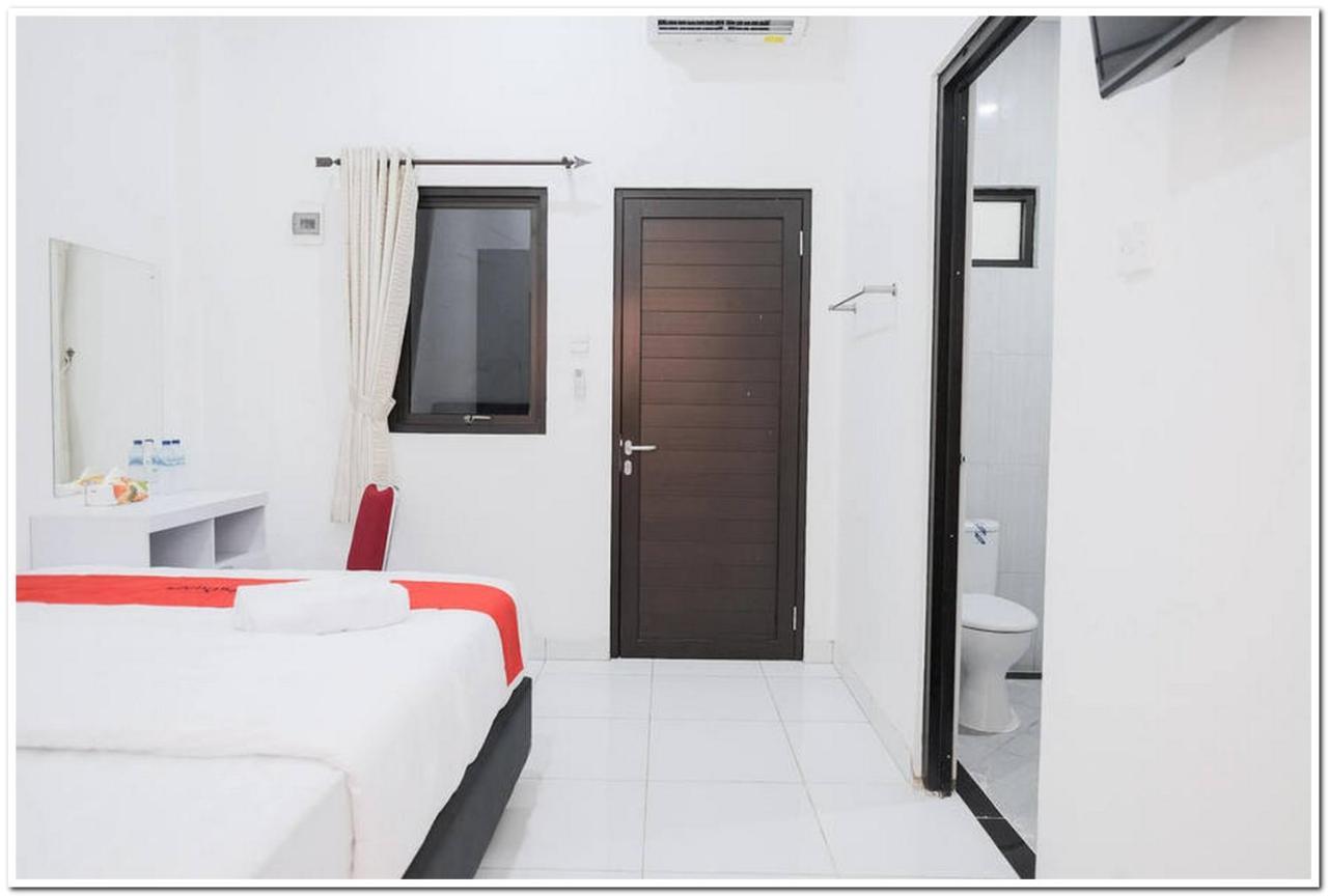 Reddoorz Near Kota Tua 2 Hotel Jakarta Buitenkant foto